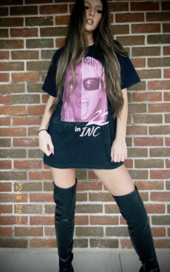 Face Graphic Tee - Image 5